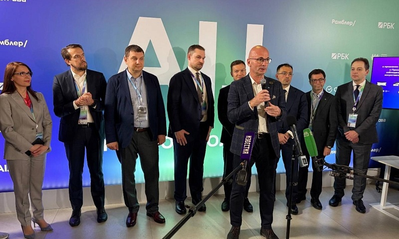Ассоциация ФинТех и Альянс в сфере ИИ представили методологию оценки финансовой эффективности ИИ-проектов