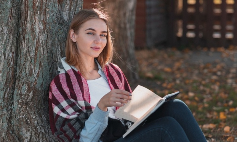 В Госдуме предложили ввести «Карту Достоевского» для покупки книг подростками