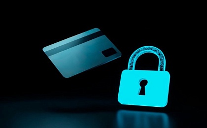 Более 40% опрошенных россиян блокируют карту при подозрении на мошенничество