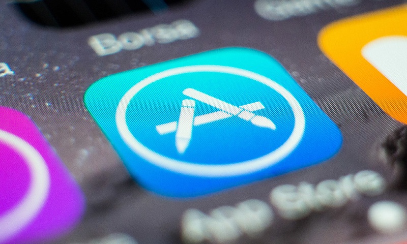 Банки маскируют свои приложения в App Store под сторонние названия